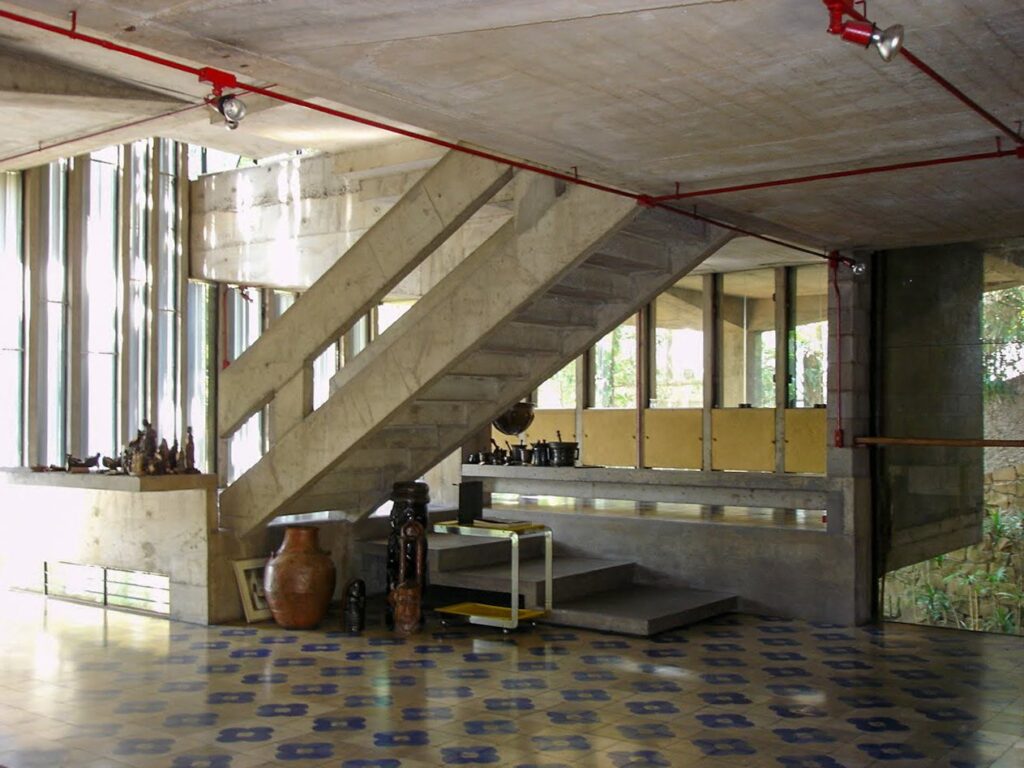 Escada e salão (2005) — P0001 — Residência João Marino — F028-P0001-1969-S03-D00034